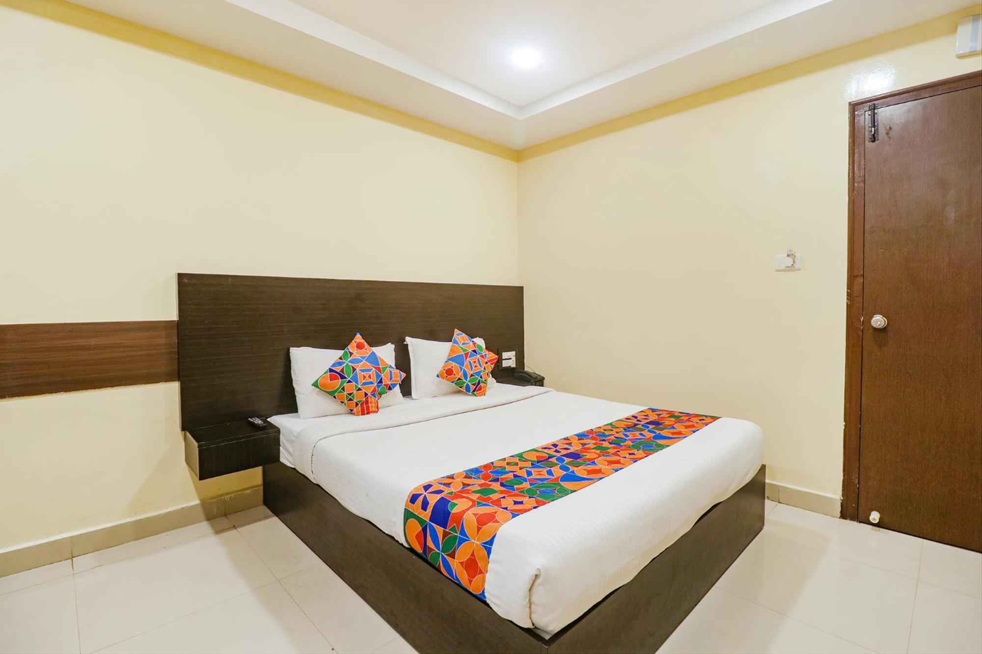 Fabhotel Champion Residency - Kr Puram Бангалор Экстерьер фото