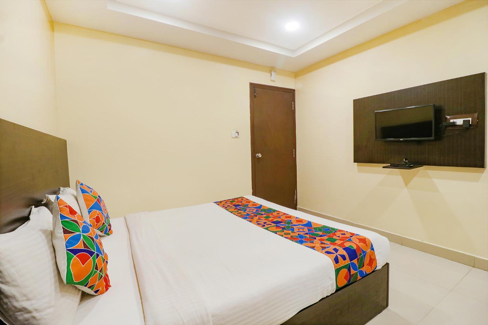 Fabhotel Champion Residency - Kr Puram Бангалор Экстерьер фото